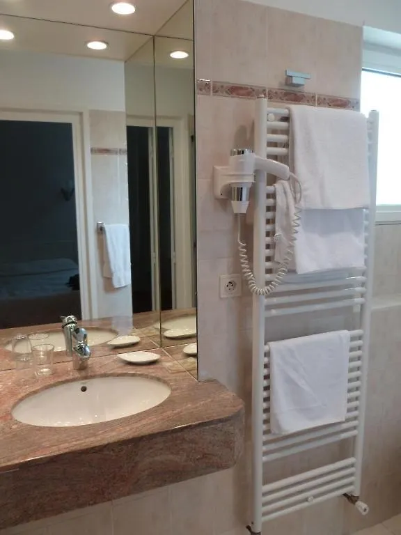 ביאריץ Hotel Maitagaria